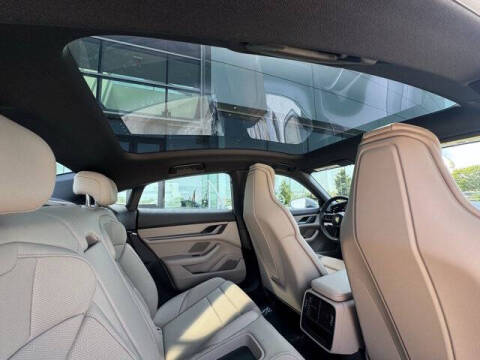 2025 Porsche Taycan 4