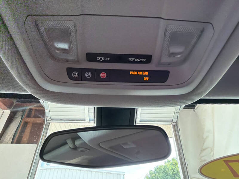 2017 GMC Acadia SLE-2
