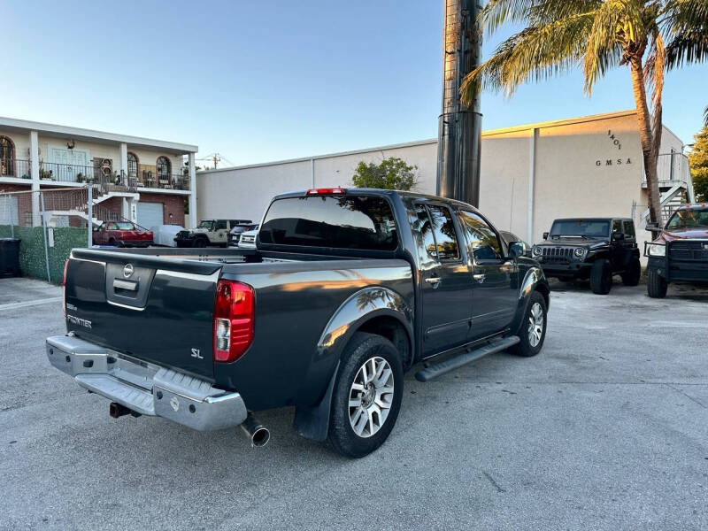 2013 Nissan Frontier SL photo 8