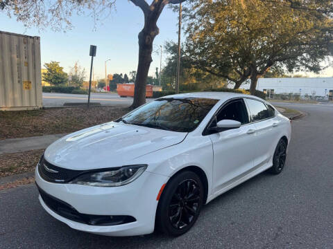 2015 Chrysler 200 S