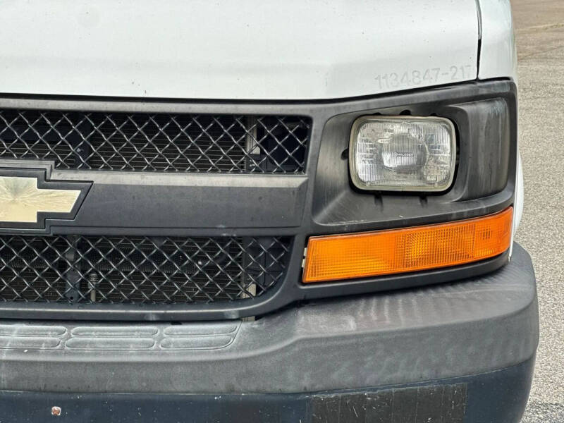 2017 Chevrolet Express 2500