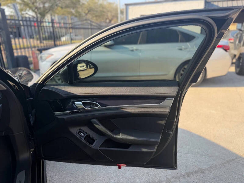2014 Porsche Panamera