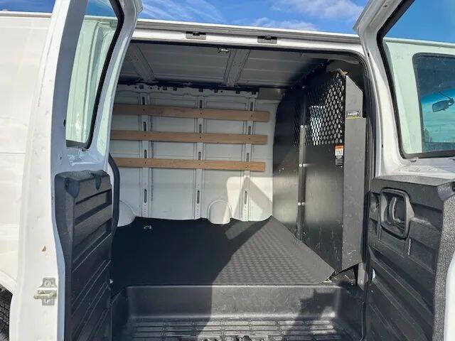 2023 GMC Savana 2500