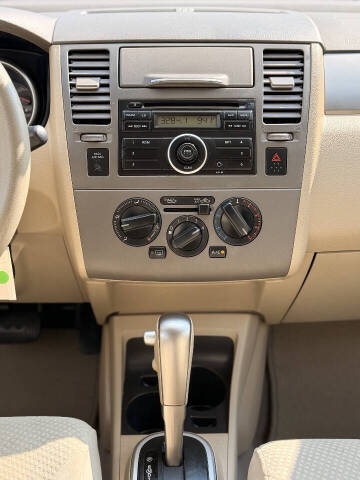 2011 Nissan Versa 1.8 S