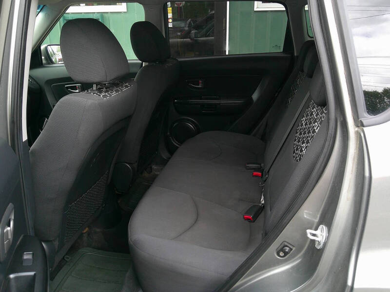 2010 Kia Soul +