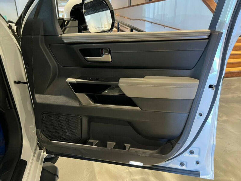 2024 Toyota Tundra Limited HV