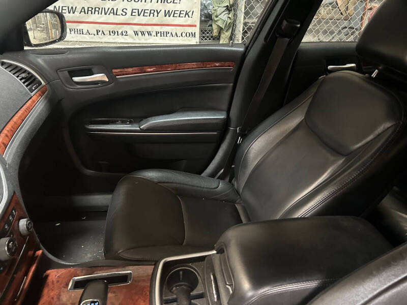 2014 Chrysler 300
