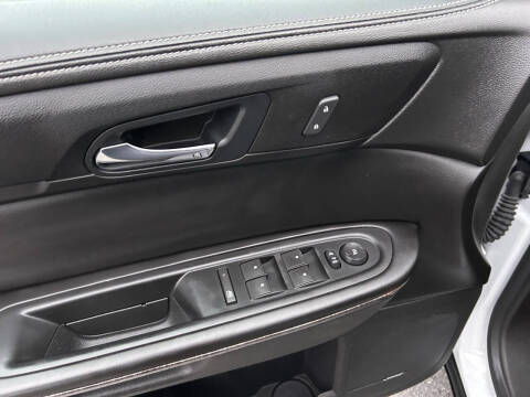 2016 GMC Acadia SLT-1