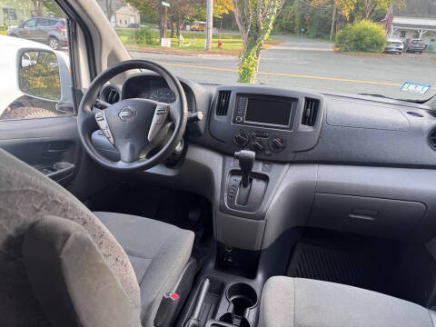 2020 Nissan NV200 SV