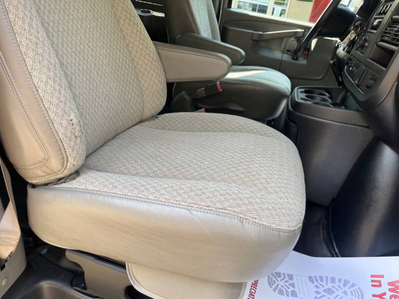2020 Chevrolet Express LS 3500