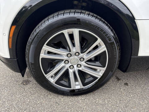 2024 Cadillac LYRIQ Tech
