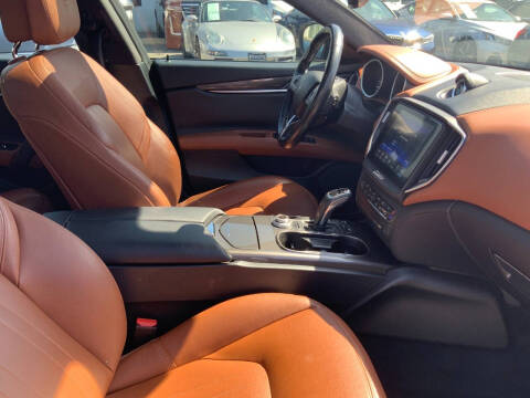 2019 Maserati Ghibli