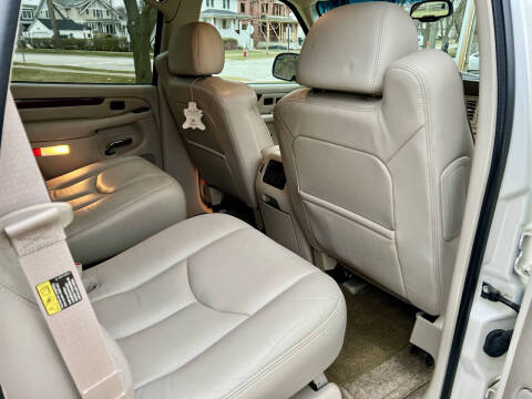 2003 Cadillac Escalade