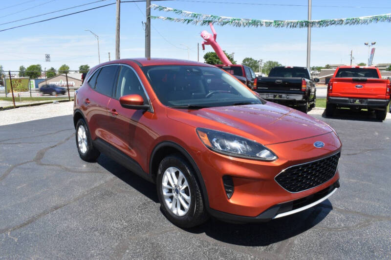 2020 Ford Escape SE