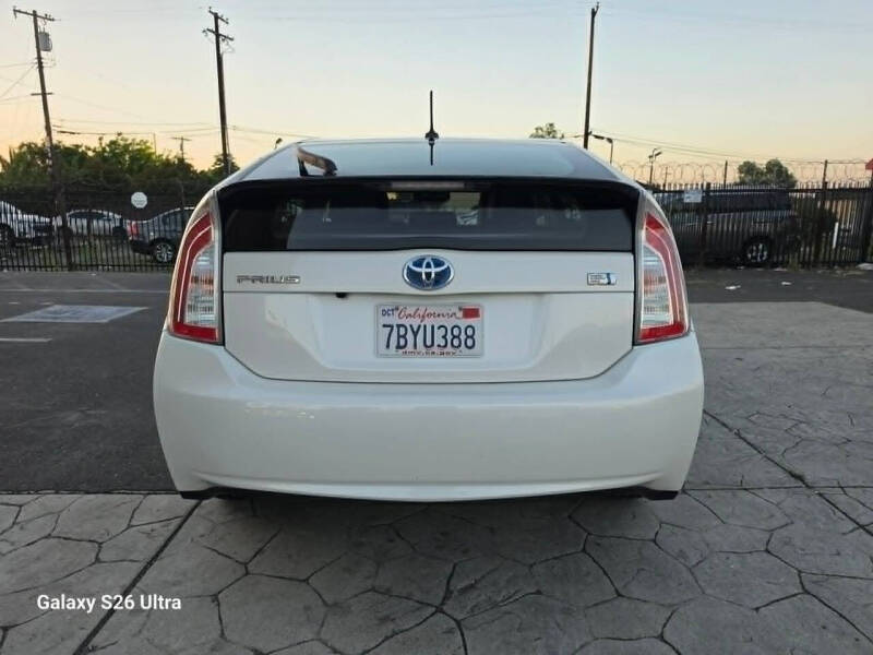 2013 Toyota Prius Four