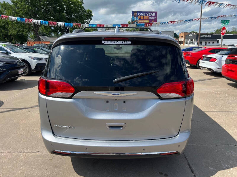 2018 Chrysler Pacifica Touring L