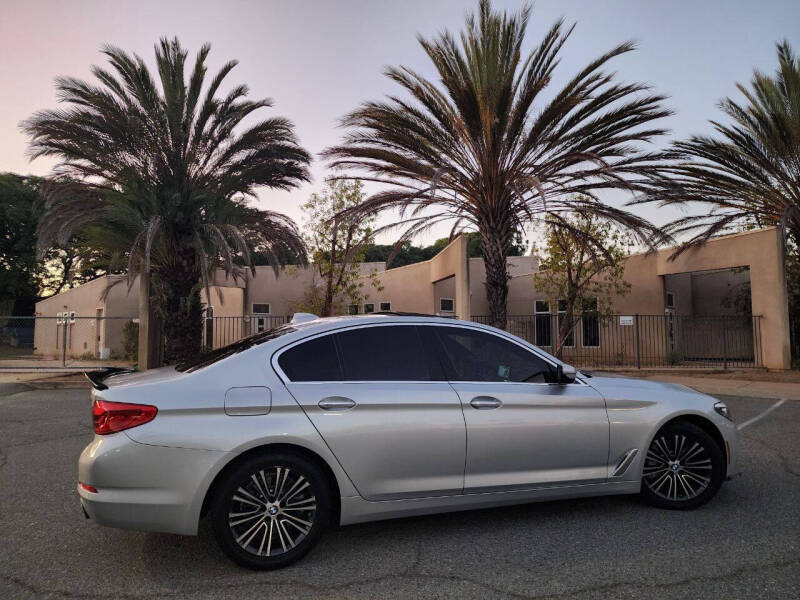 2018 BMW 5 Series 530i
