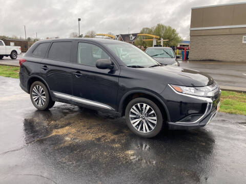 2020 Mitsubishi Outlander for sale at McCully's Automotive - Trucks & SUV's in Benton KY