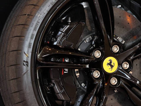 2025 Ferrari 296 GTS