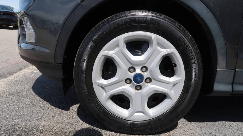 2019 Ford Escape S