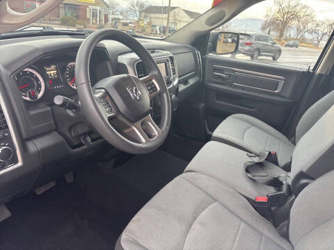 2024 RAM 1500 Classic SLT