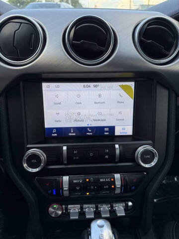 2022 Ford Mustang EcoBoost Premium