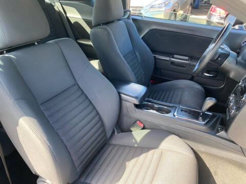 2012 Dodge Challenger SXT