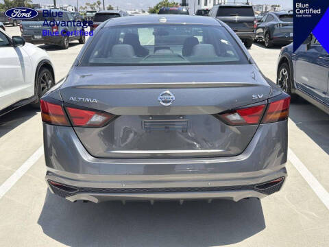 2022 Nissan Altima 2.5 SV