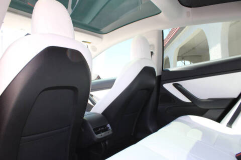 2020 Tesla Model 3 Performance