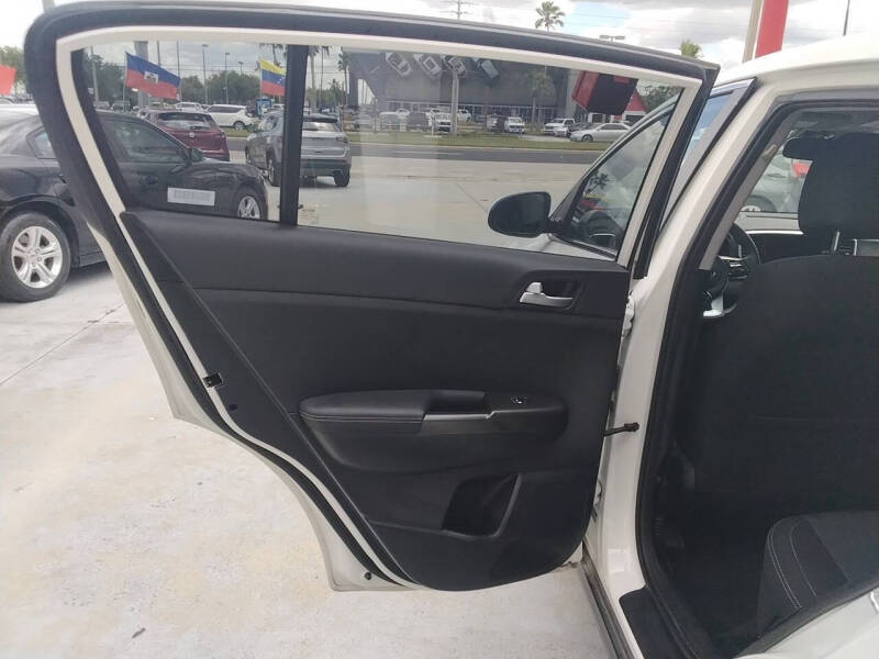 2021 Kia Sportage LX