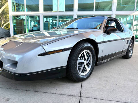 1987 Pontiac Fiero SE
