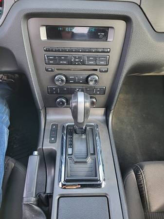 2013 Ford Mustang V6