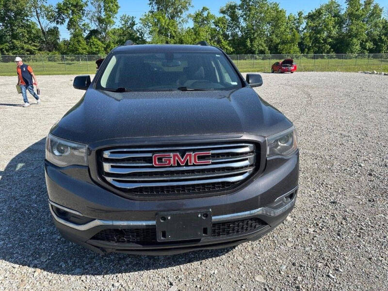 2017 GMC Acadia SLE-2
