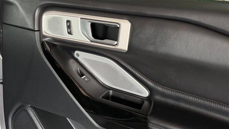 2021 Ford Explorer Platinum