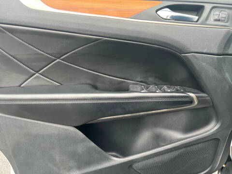 2017 Lincoln MKC Reserve