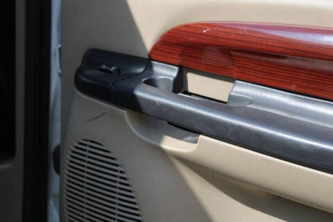 2005 Ford Excursion Eddie Bauer