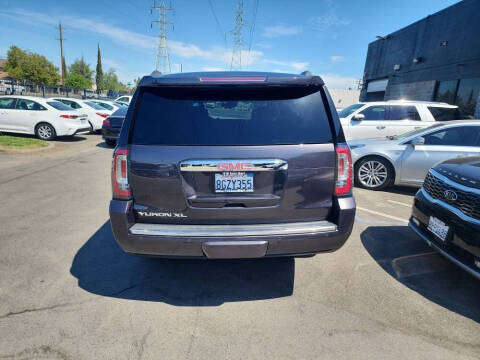 2017 GMC Yukon XL Denali
