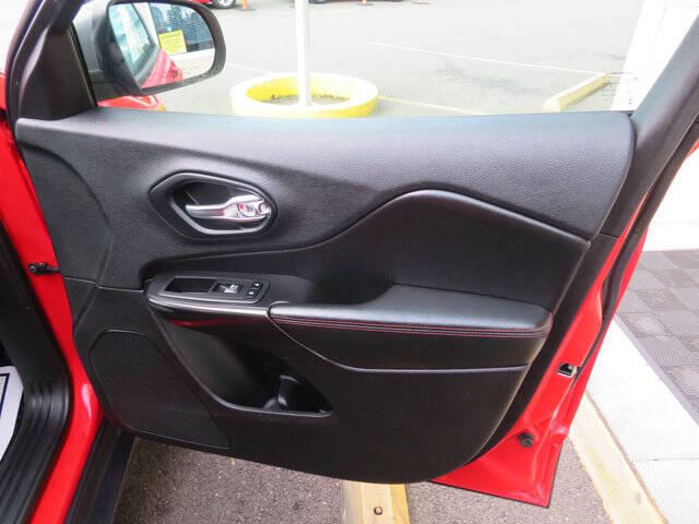 2019 Jeep Cherokee Trailhawk