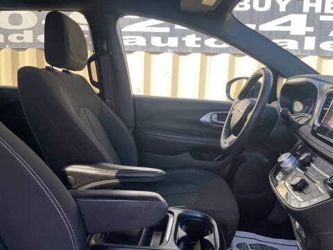 2022 Chrysler Pacifica Touring