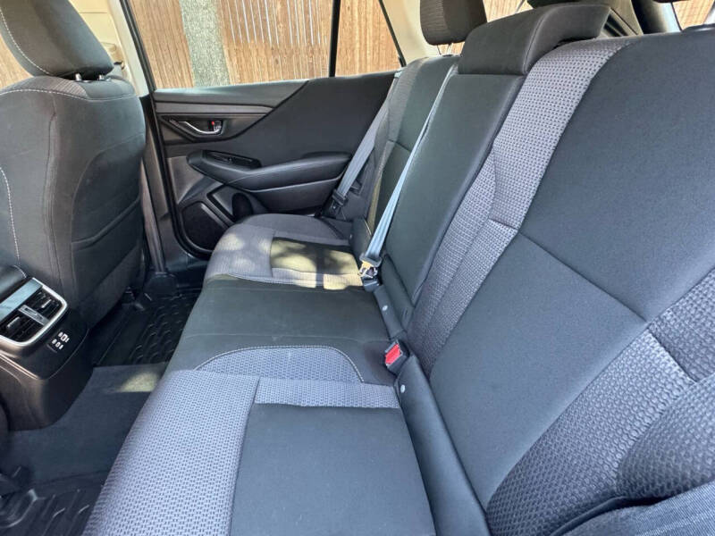 2023 Subaru Outback Premium