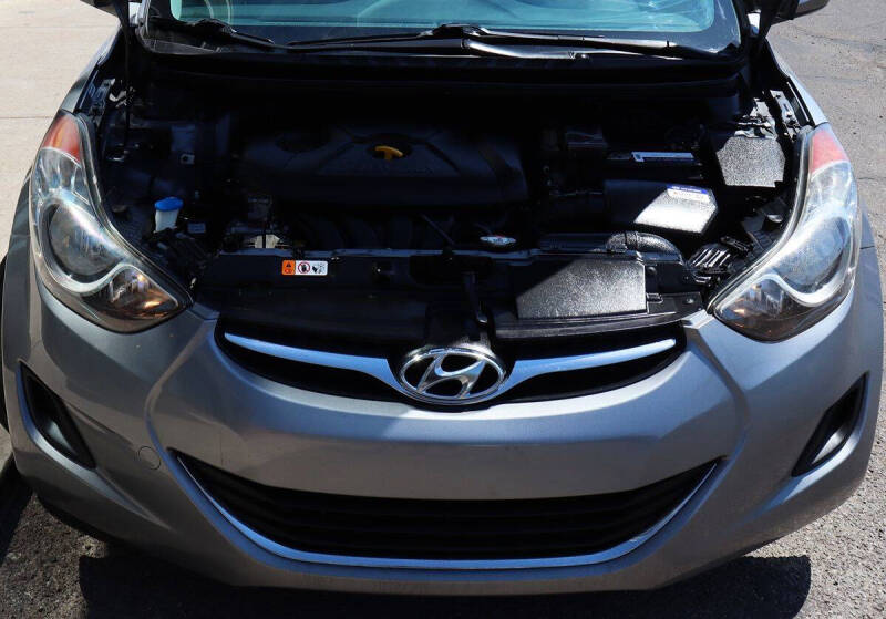 2012 Hyundai Elantra