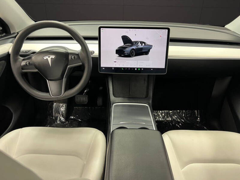 2024 Tesla Model Y Long Range