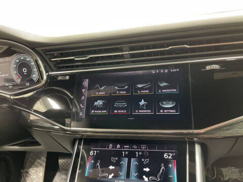 2022 Audi Q8 quattro Premium Plus 55 TFSI