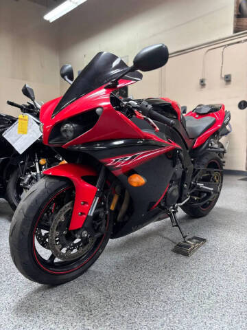 2013 Yamaha YZF-R1