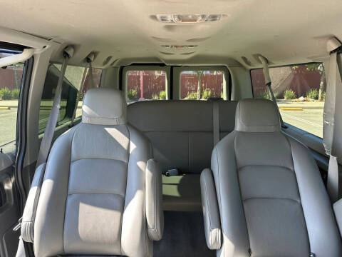 2013 Ford E-Series E-150 XLT