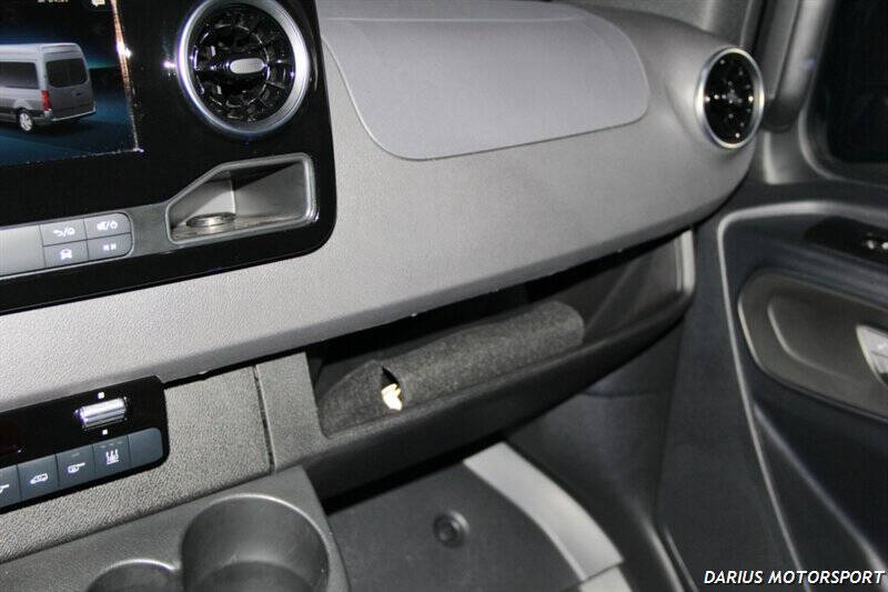 2024 Mercedes-Benz Sprinter 2500