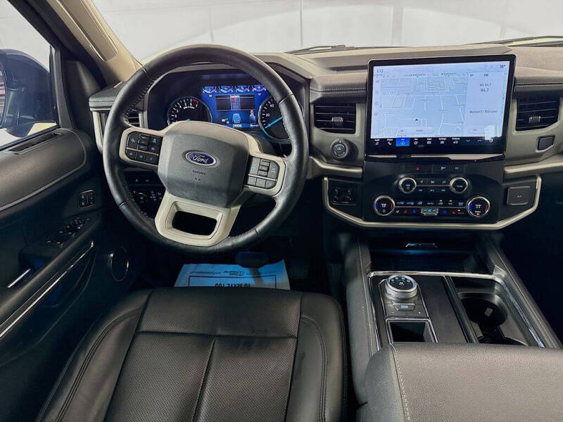 2023 Ford Expedition MAX XLT