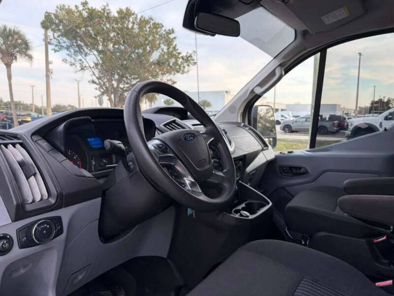 2019 Ford Transit