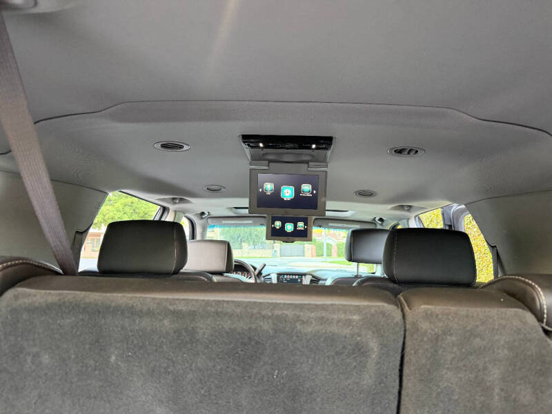 2017 GMC Yukon XL SLT