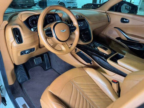 2023 Aston Martin DBX 707